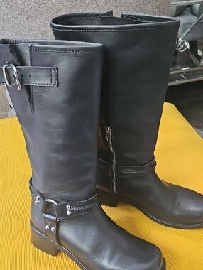 Nine West Black Leather Boot Interior Label